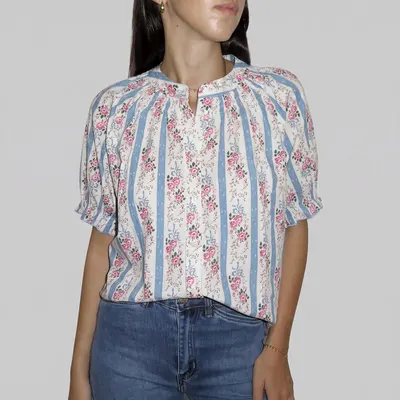 Camisa estampada com flores