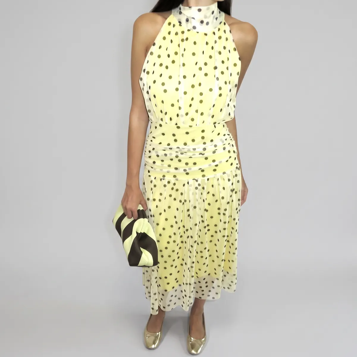 Vestido tule bolas com decote halter - amarelo — foto 2 de 2