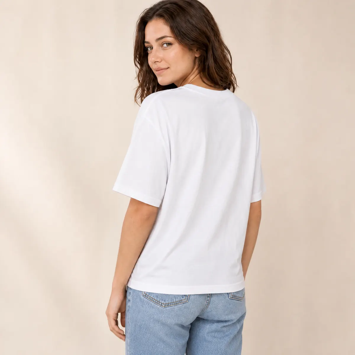 T-shirt matcha com brilhos — foto 3 de 3