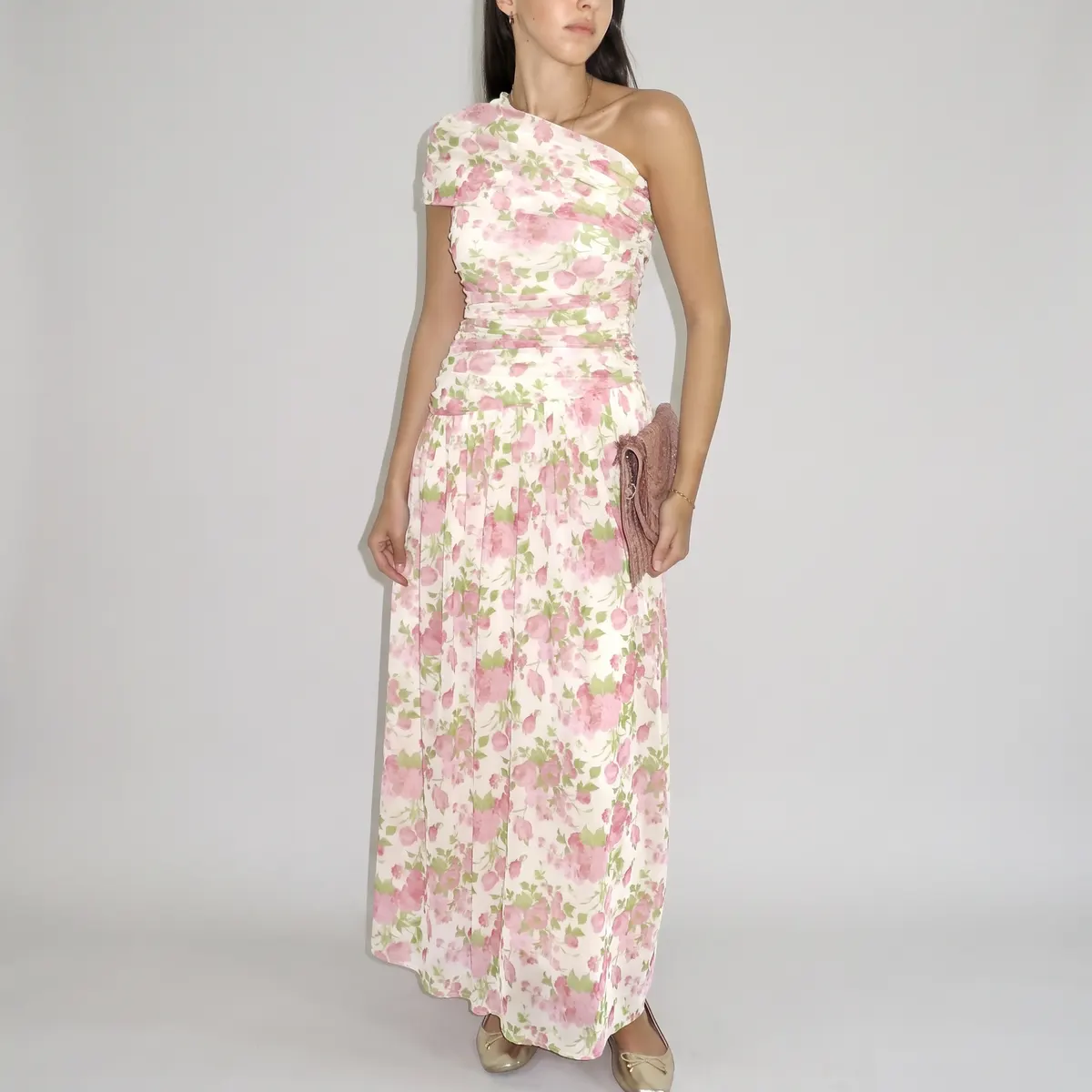 Vestido floral off white  — foto 2 de 2